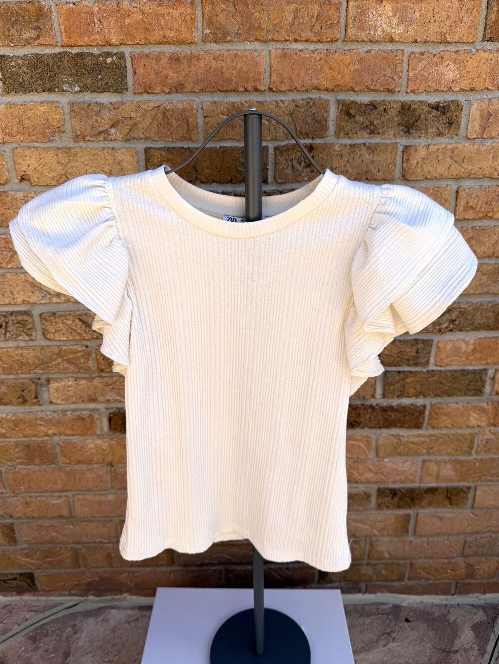 Zara Cream Ribbed Ruffle Flutter Sleeve Top Size Small